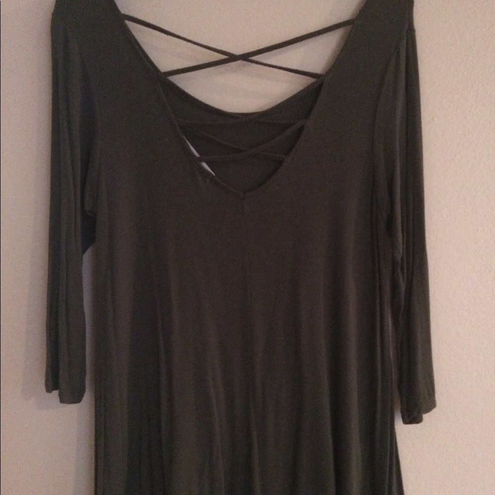 Dress - Picture 2 of 3